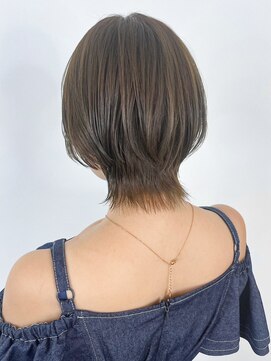 アイティーバイアルバム 下北沢店(IT by ALBUM) ショートウルフ_切りっぱなしボブエアリーロング_ba471531