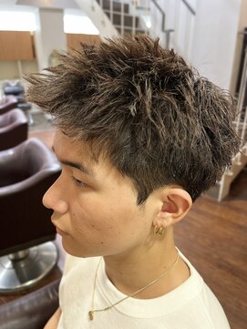 スリーク 吹田店(Sleek) スパイキーショート