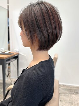 アフロート ルヴア(AFLOAT RUVUA) みねスタイル♪ 似合わせ ショート ボブ 30代 40代 小顔 新宿