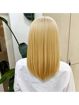 アオ 岡野 横浜(a-o) 【安藤貴志】抜きっぱなしブロンドxローレイヤースタイル＊