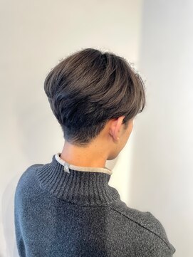 シー(SEA) ナチュラルマッシュ×透明感たっぷりグレージュカラー