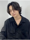 ミディアムレイヤー　ニュアンスパーマ　毛流れパーマ　MOMO