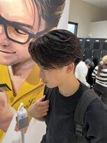 ステージ(STAGE)&nbsp;ダウンパーマ　ニュアンスパーマ　センターパート