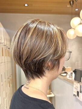 ロンドアジュール 横浜(Lond azur) ★白髪も気にならない！お洒落な人はみんなやってるハイライト