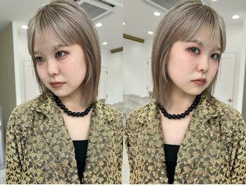 スヴニール(souvenir)の写真/シンプルなのに唯一無二。透けるような溶け込むカラー×さりげないお洒落が引き込まれるような美しい髪に。