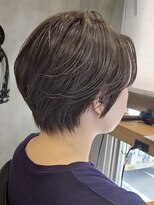 エリマ 横浜西口(elima) 横浜西口白髪ぼかしハンサムショートヘアッシュブラウンカラー