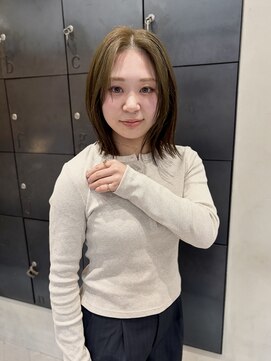 ヘアー アイス ルーチェ(HAIR ICI LUCE) ミニボブ/オリーブベージュ／上田