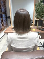 シーインフィニート 銀座店(C∞)&nbsp;オリーブベージュ/外ハネ/切りっぱなしボブ【銀座/築地/新富町】