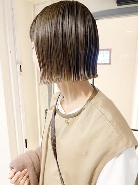 ローマー(ROAMER omotesando) 切りっぱなしボブ