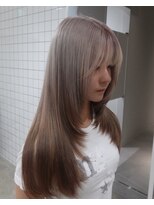 シー バイ リス(C by Lis)&nbsp;ハイトーンデザイン×レイヤースタイル