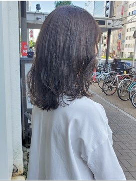 インビテーション(invitation) オリーブグレージュ