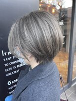 エコモ ヘアー(E Komo hair)&nbsp;丸みボブのシャンパングレーバレイヤージュ♪