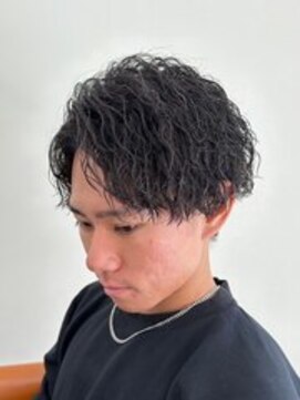 ノイズオオサカ 梅田店(NOISM OSAKA) ツイストスパイラルパーマツイストパーマメンズパーマ刈り上げ