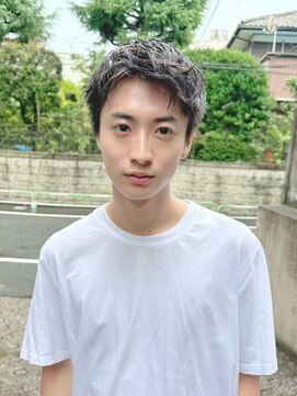 ユーリー(juurii) ザクザクした動きがある大人ベリーショート