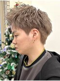 スパイキーショート　ハイトーン　ブリーチカラー