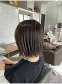 切りっぱなしボブ