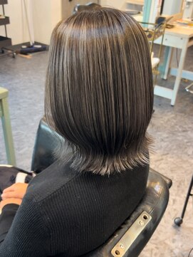 アム(am) ブリーチ/ハイライトカラー