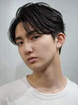 フィフス トウキョウ (fifth TOKYO) 大人の抜け感を演出する、今トレンドのフェザーパーマ