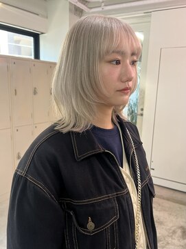 マジコ 下北沢東口店(Magico) ダブルカラーホワイトベージュカラーケアブリーチハイトーン韓国