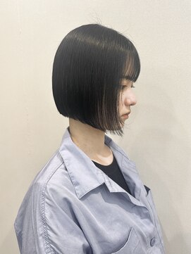 アンドルトワ(and Lutowa) パッっとボブ