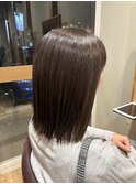 切りっぱなしボブ×アッシュブラウン