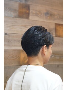 ツイン 大人のセンターパート