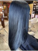 赤みを完全に消すブルーブラック☆