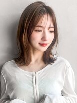 リヤン 表参道(lyann)&nbsp;セミディ愛されくびれヘアうる艶髪エアリーカール小顔カット