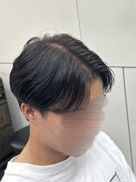 フェザーパーマ/グレーブルーカラー／刈り上げショートパンク