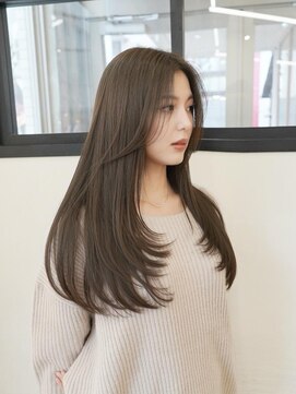 オルセン(OLSEN) ロングレイヤー/ヘーゼルベージュ/透明感/透け感/20代/30代