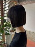 ぱつっとボブ