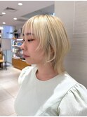 顔まわりレイヤー/ハイトーンウルフ/ウルフレイヤー/前髪あり