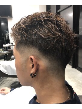 アールトゥーヘアー(art To Hair) フェード&パーマStyle