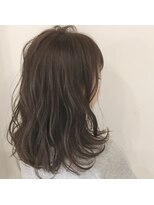 ネオリーブアイム 横浜西口店(Neolive aim)&nbsp;大人かわいい ふわミディ 小顔ハイライトグレージュ☆【横浜】