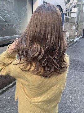 アルカナ 明治神宮前原宿(ARCANA) ワンカールで決まる！レイヤーカット　シアーベージュ　hiro