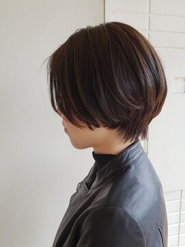 エメ(AIMEE) 大人可愛いひし形ショート