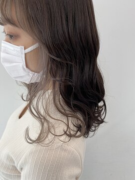 アライブ キチジョウジ(ALIVE Kichijoji) 韓国風インナーカラー/イヤリングカラー×ホワイトベージュ