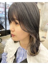 ランズ(LANDS) 《LANDS》グレージュインナーカラーミディアムヘアスタイル