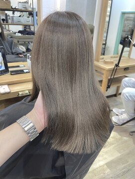 スラッシュ(SLASH) 髪質改善/グレージュ/透明感カラー/ナチュラル/艶髪