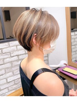 アンド ストーリーズ(&STORIES) 大人ショートボブ/クビレ/絶壁解消/20代30代40代/【荒牧】