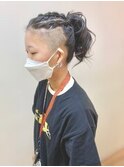 刈り上げミディアム // コーンロウ風 × ポニーテール