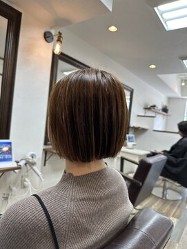 ニーノ(Nino) ボブ/フラットボブ/韓国ボブ/ワンホンヘア/20代30代