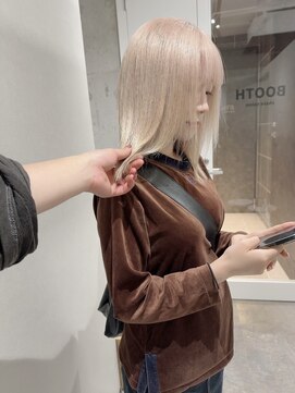 ヴィヴィー 福岡天神店(VIVIE) ダメージレスなブリーチで艶々ハイトーンに