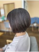 ショートボブ