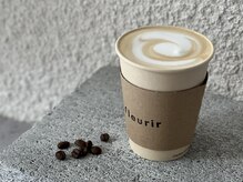 フルリール(fleurir)の雰囲気（こだわりのドリンクとカフェのような雰囲気で居心地のいい時間を）