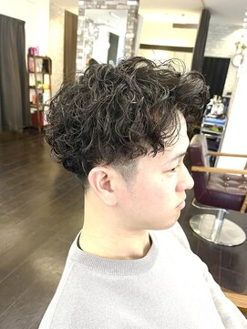 ヘアーメイクロージー 八軒店 (HAIR MAKE ROSY) ツイストスパイラルパーマツーブロックマッシュメッシュフェード