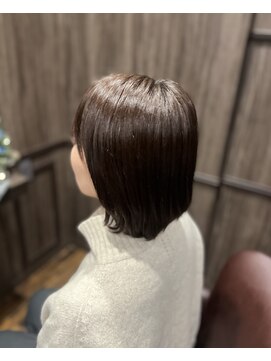 ハナビ(HANABI) やわらかストレートボブ