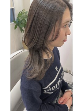 くびれヘア/レイヤー/髪質改善メテオカラー/オリーブ