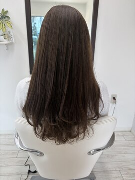 ウェリナ(welina) アッシュカラーが透明感アップ♪