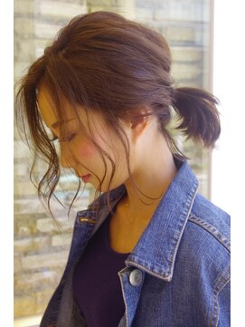 ビーハイブ 一番町店 アヴェダ(BEHIVE) ウルフレイヤー×こなれポニーテール